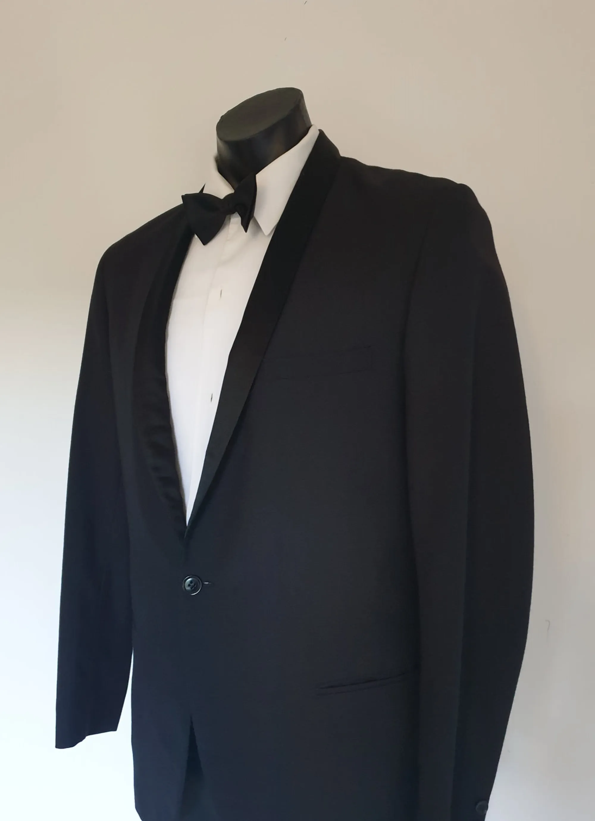 1970s Shawl Neck Tuxedo Jacket by Glenford - 38L