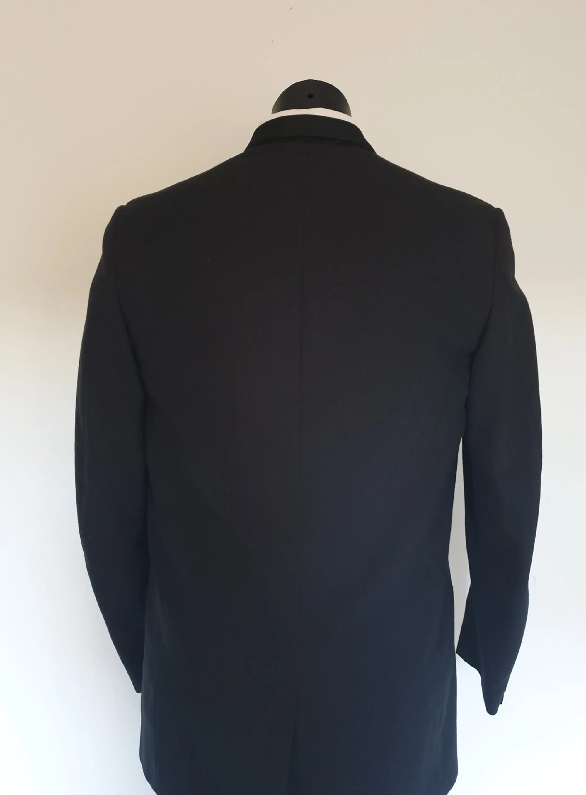 1970s Shawl Neck Tuxedo Jacket by Glenford - 38L