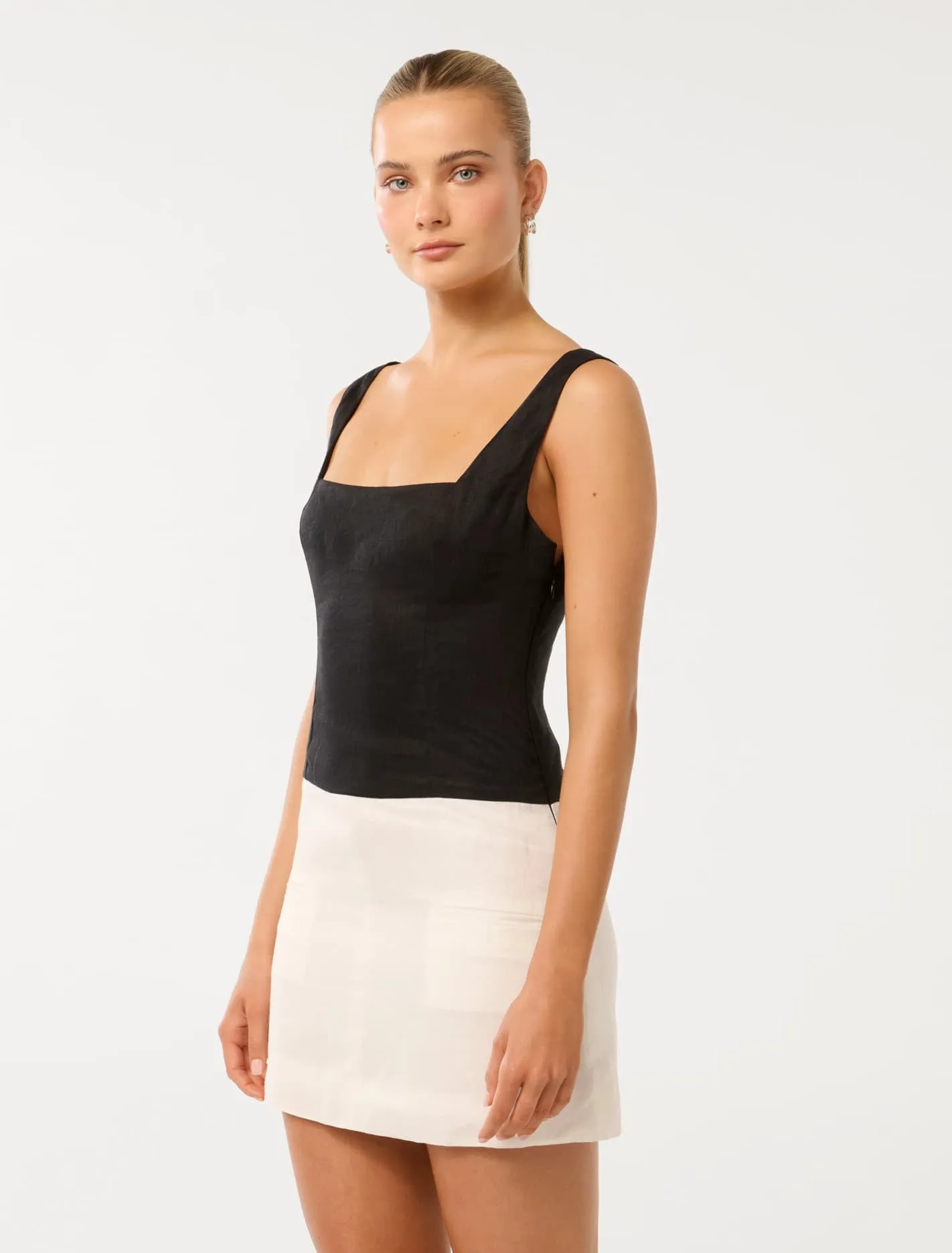 Cassie Contrast Linen Mini Dress