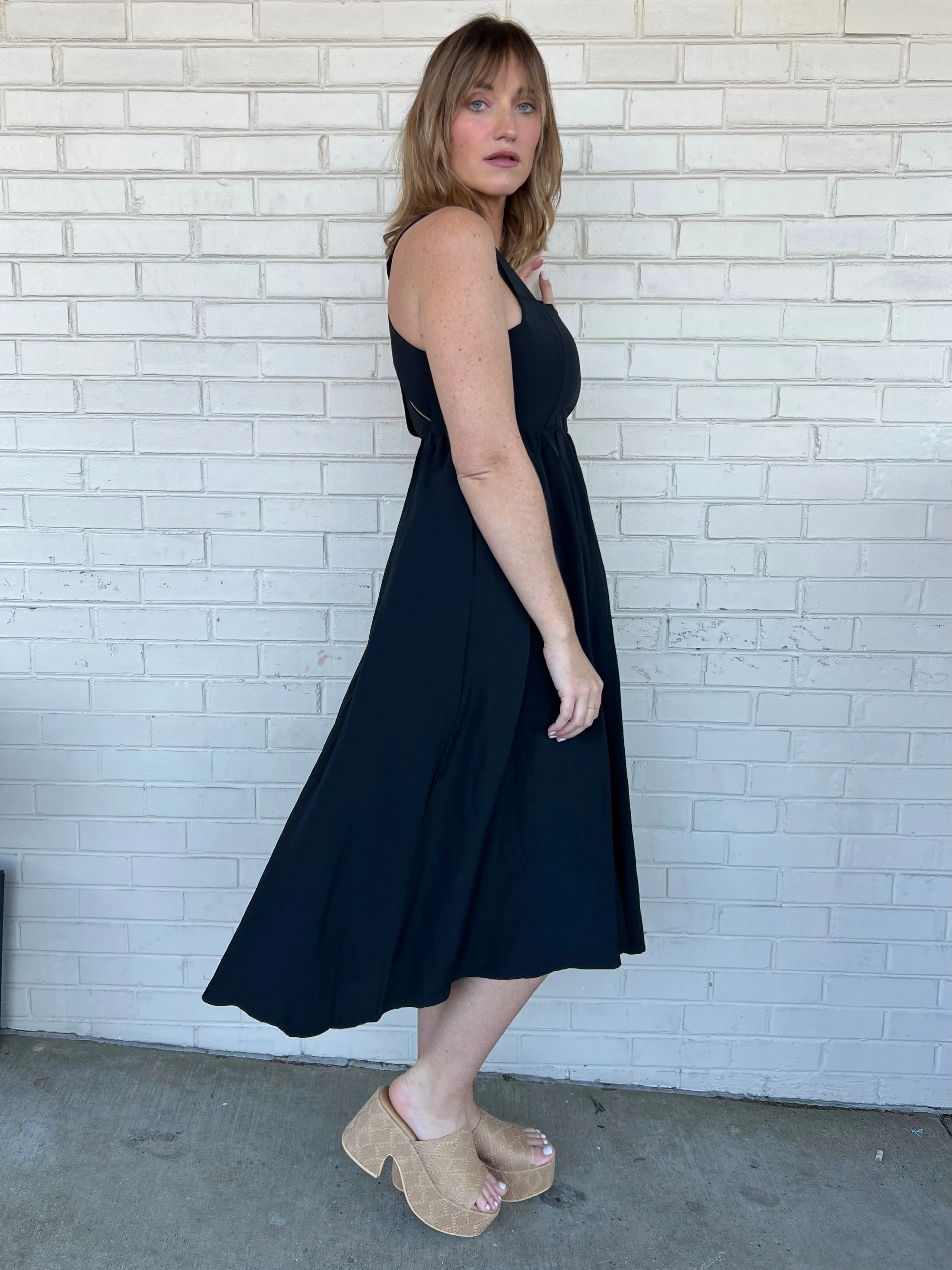 Classic Muse Flare Midi Dress