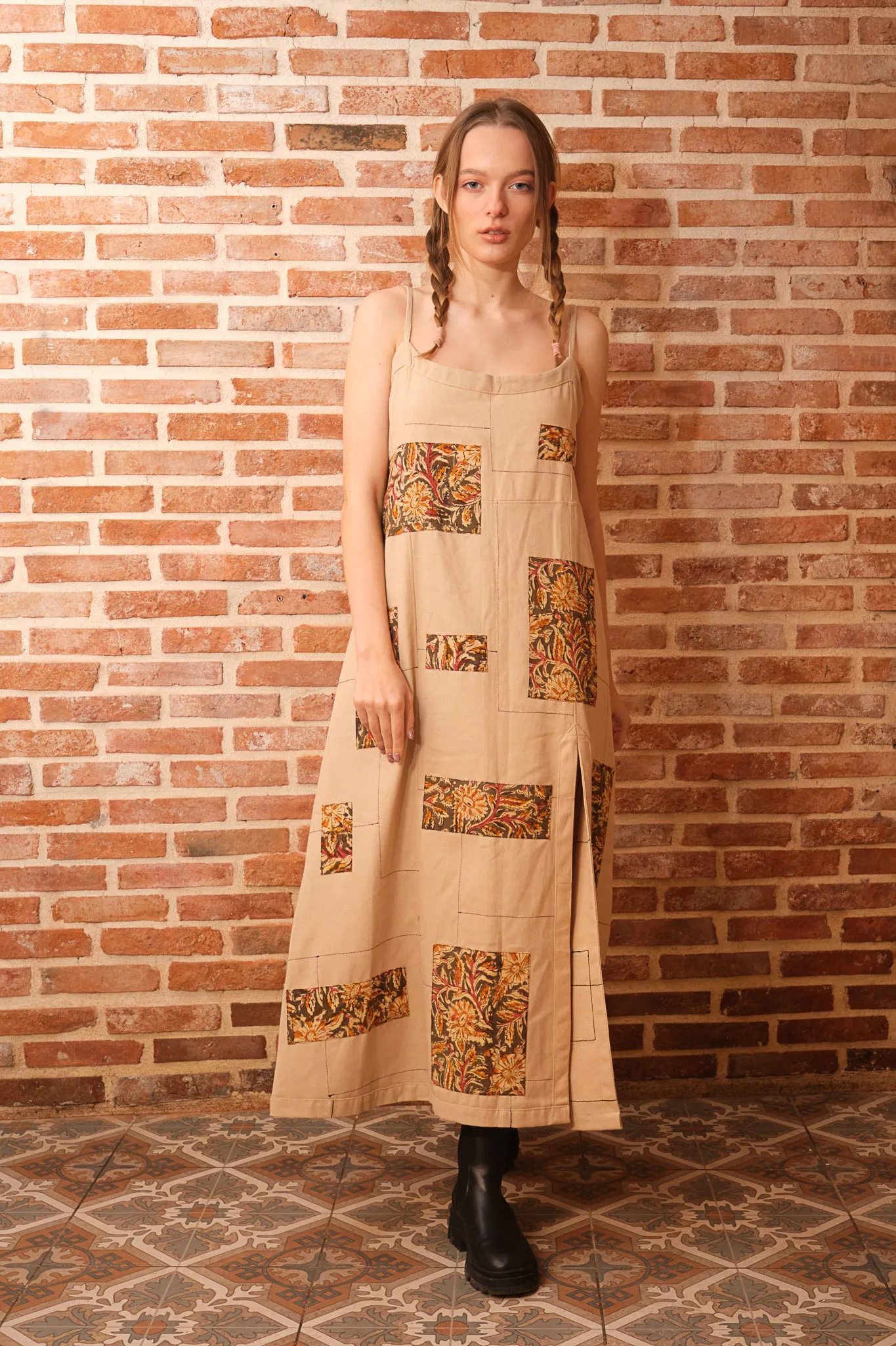 CREAM TROUT DRESS