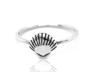 Delicate Seashell Ring