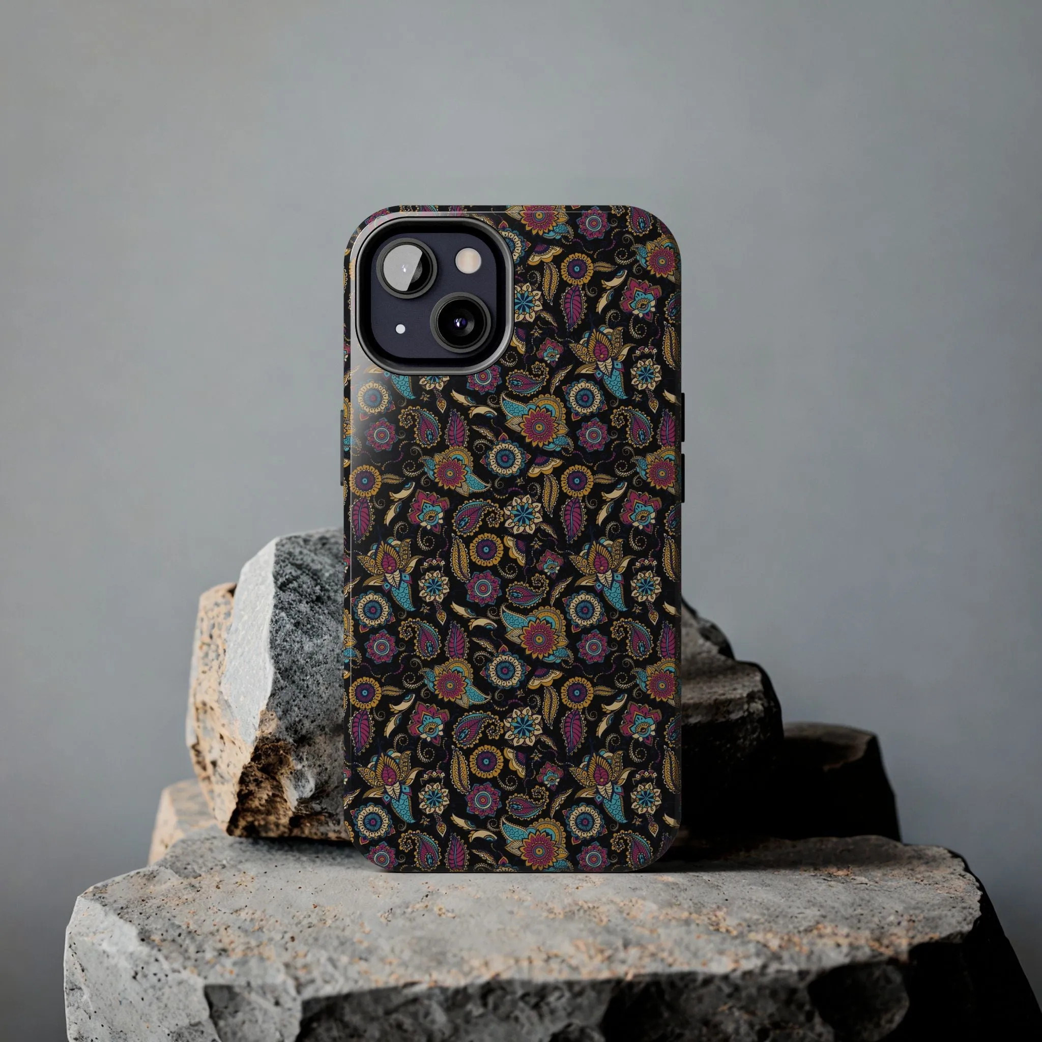 Elegant Paisley Phone Case - Seamless Floral Paisley Pattern, Unique Artistic Design for iPhone & Samsung