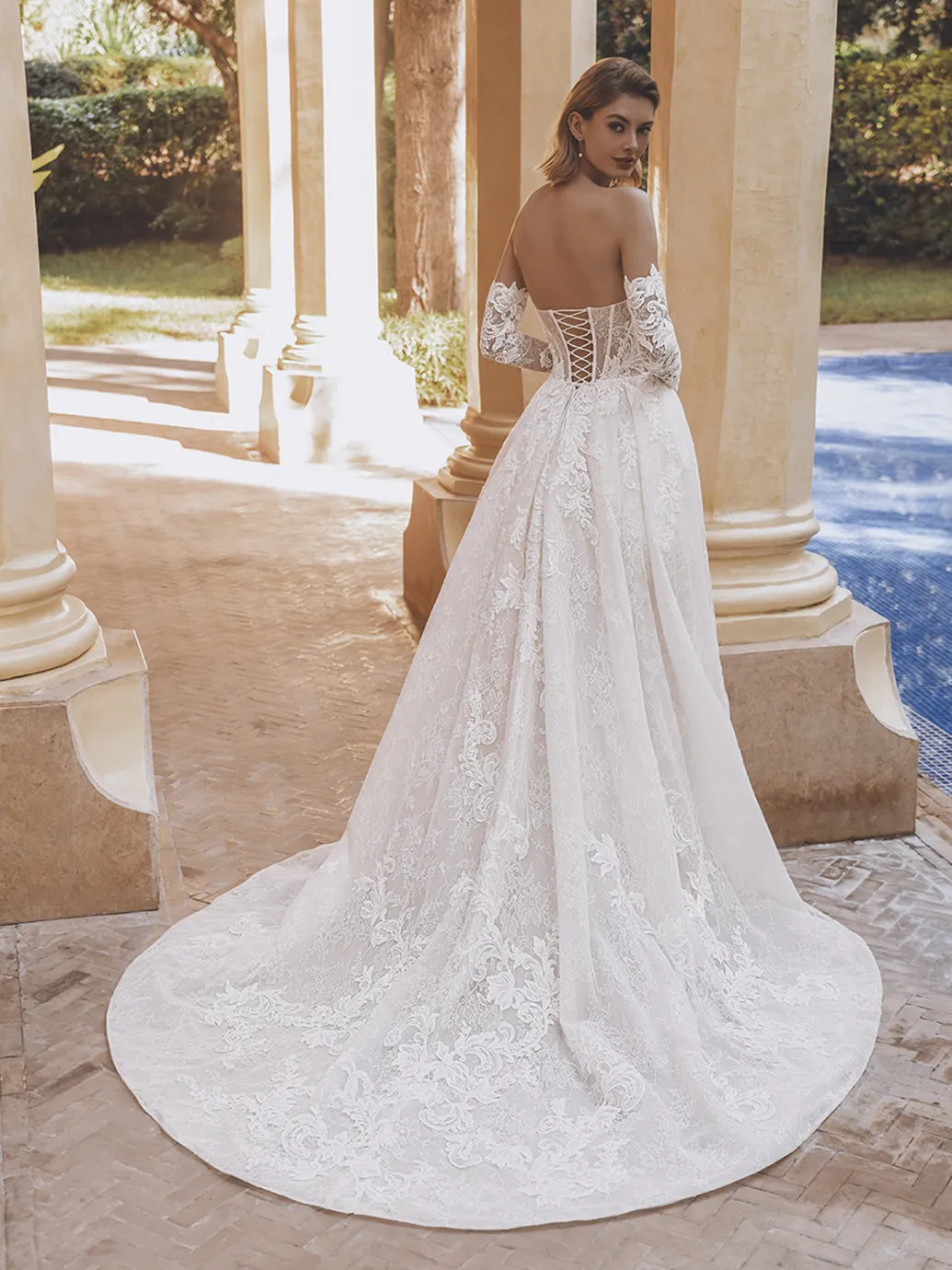 Enzoani: Una