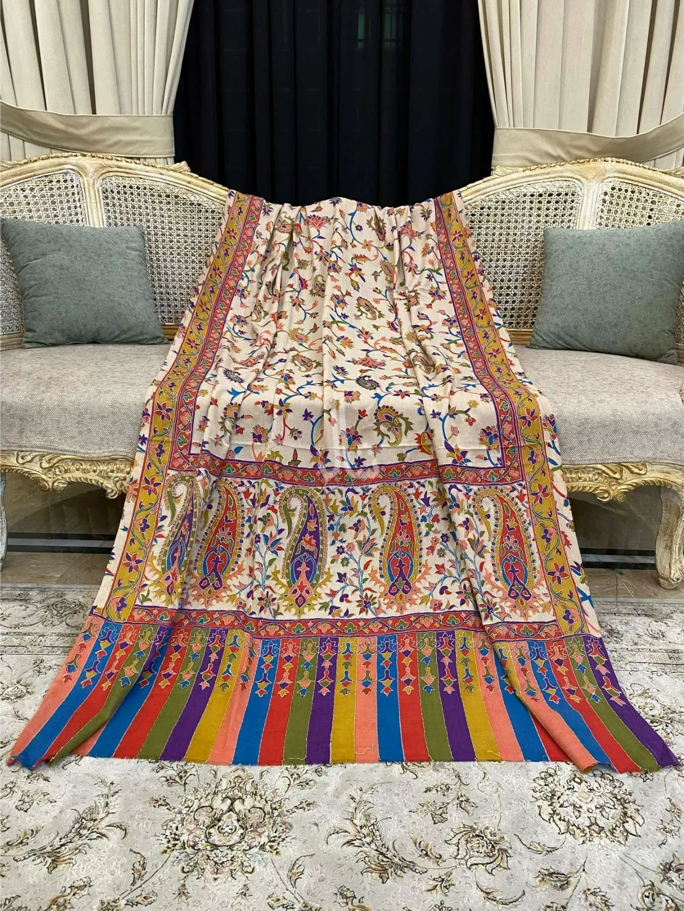 Graceful Edge Wrap - Shawl