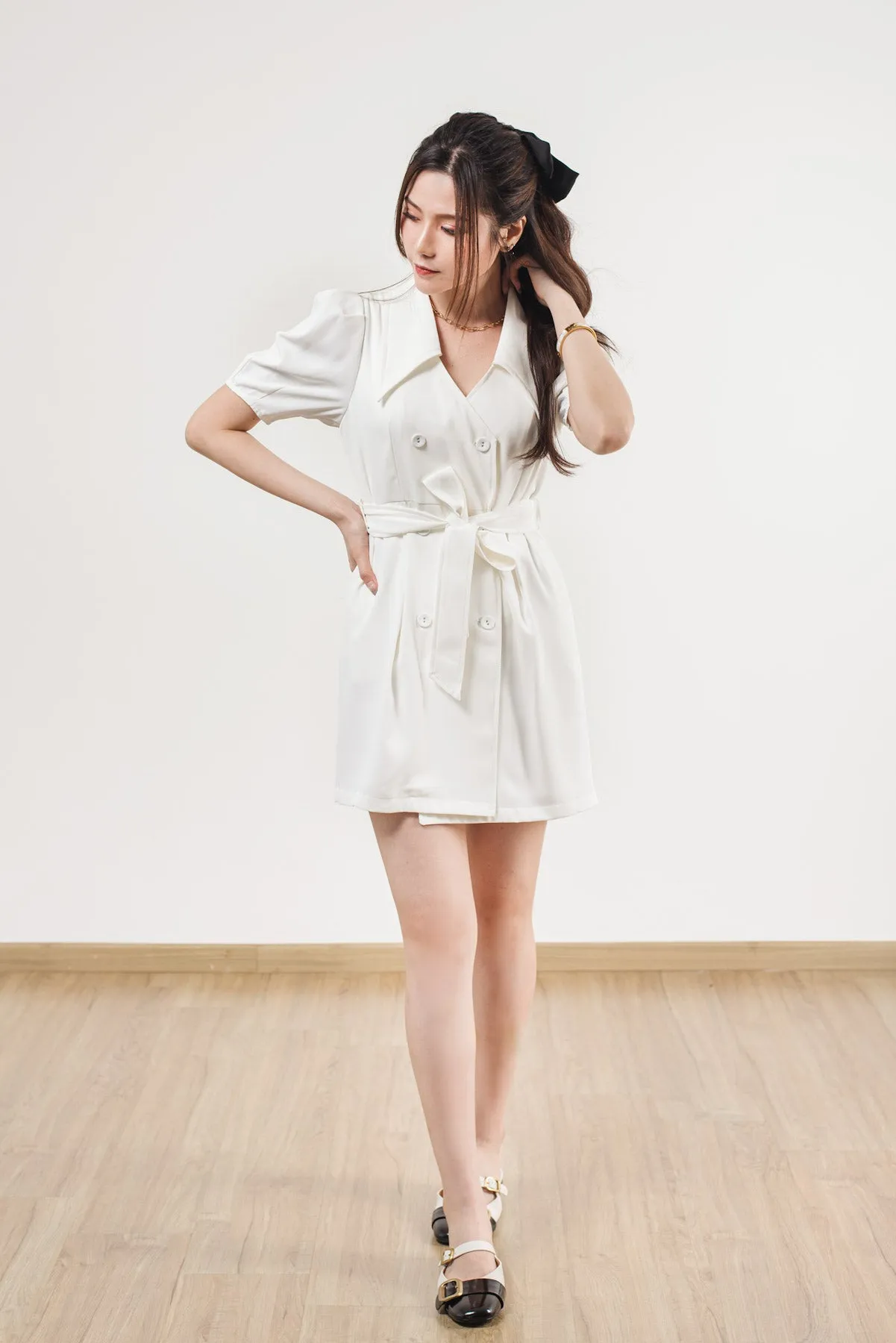 Large Lapel Neck Belted Dress