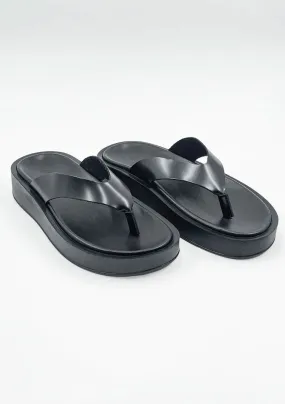 MANEO Caylee Flip-Flop Sandal