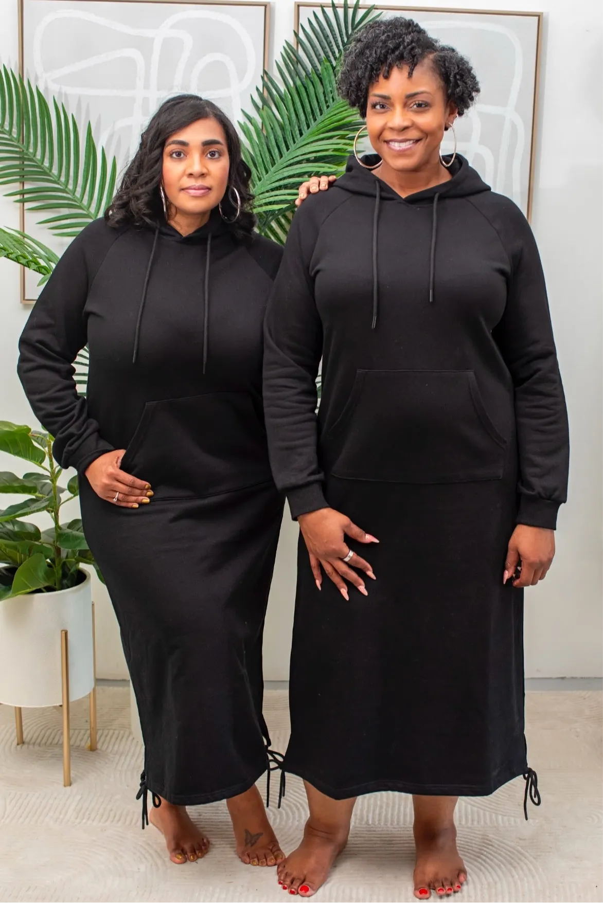 MODEST SWEAT DRESS-Black