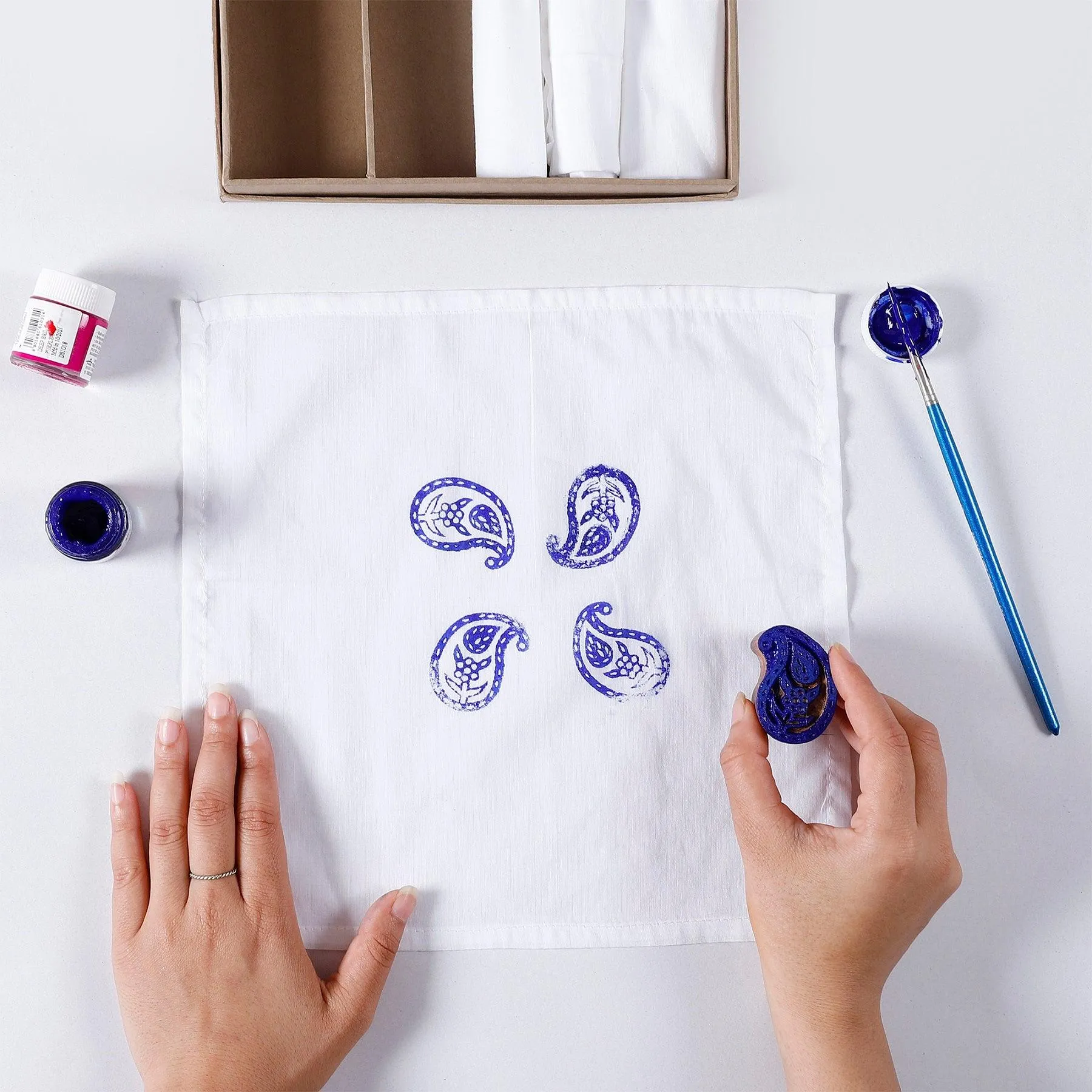 Multicolor DIY Blockprinting Kit for Napkins in Paisely