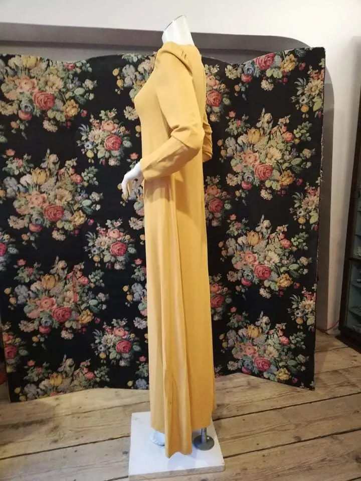 Ocher1960's minimalist sheath dress