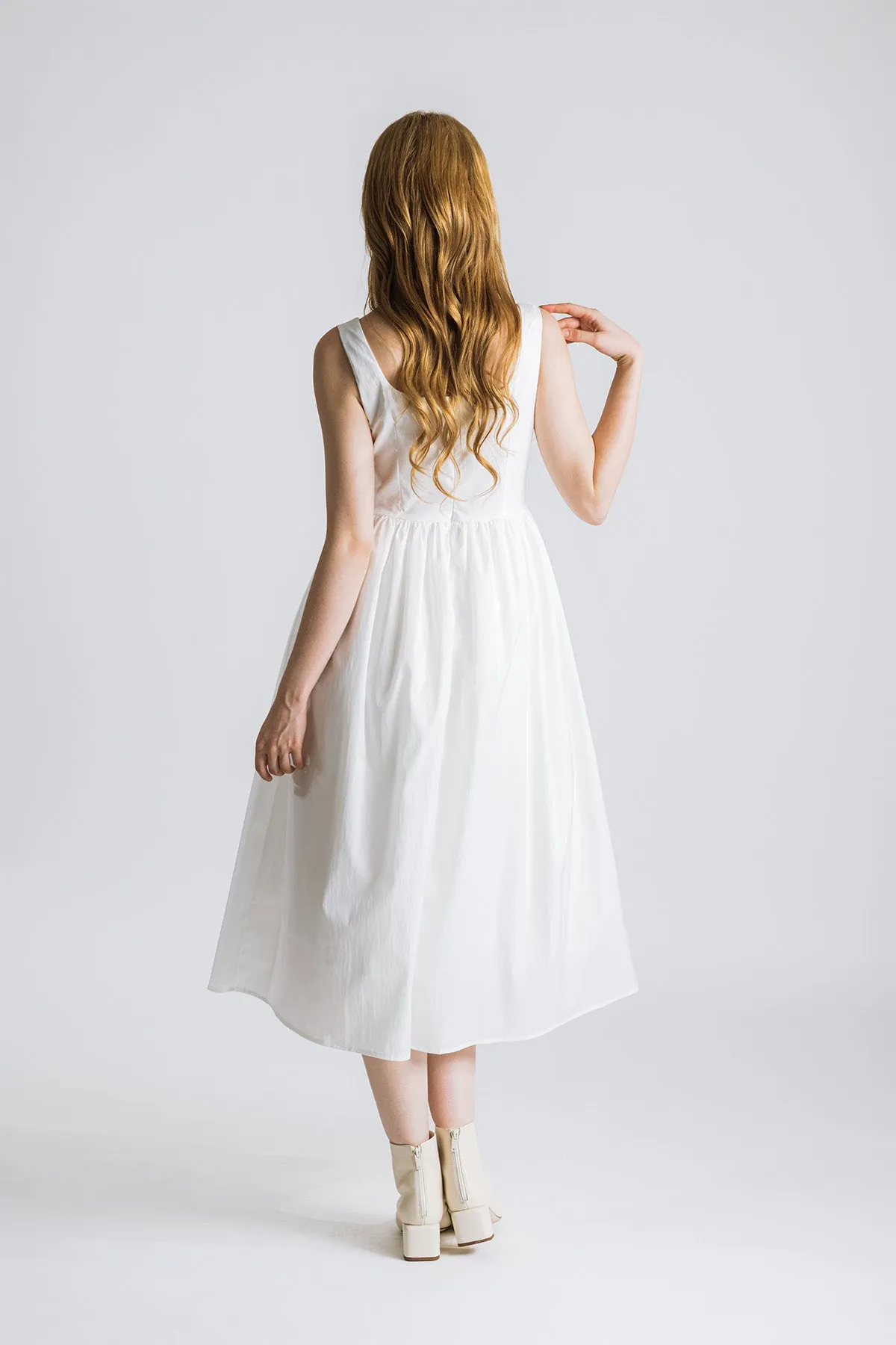 Pennelle Sleeveless Midi Dress