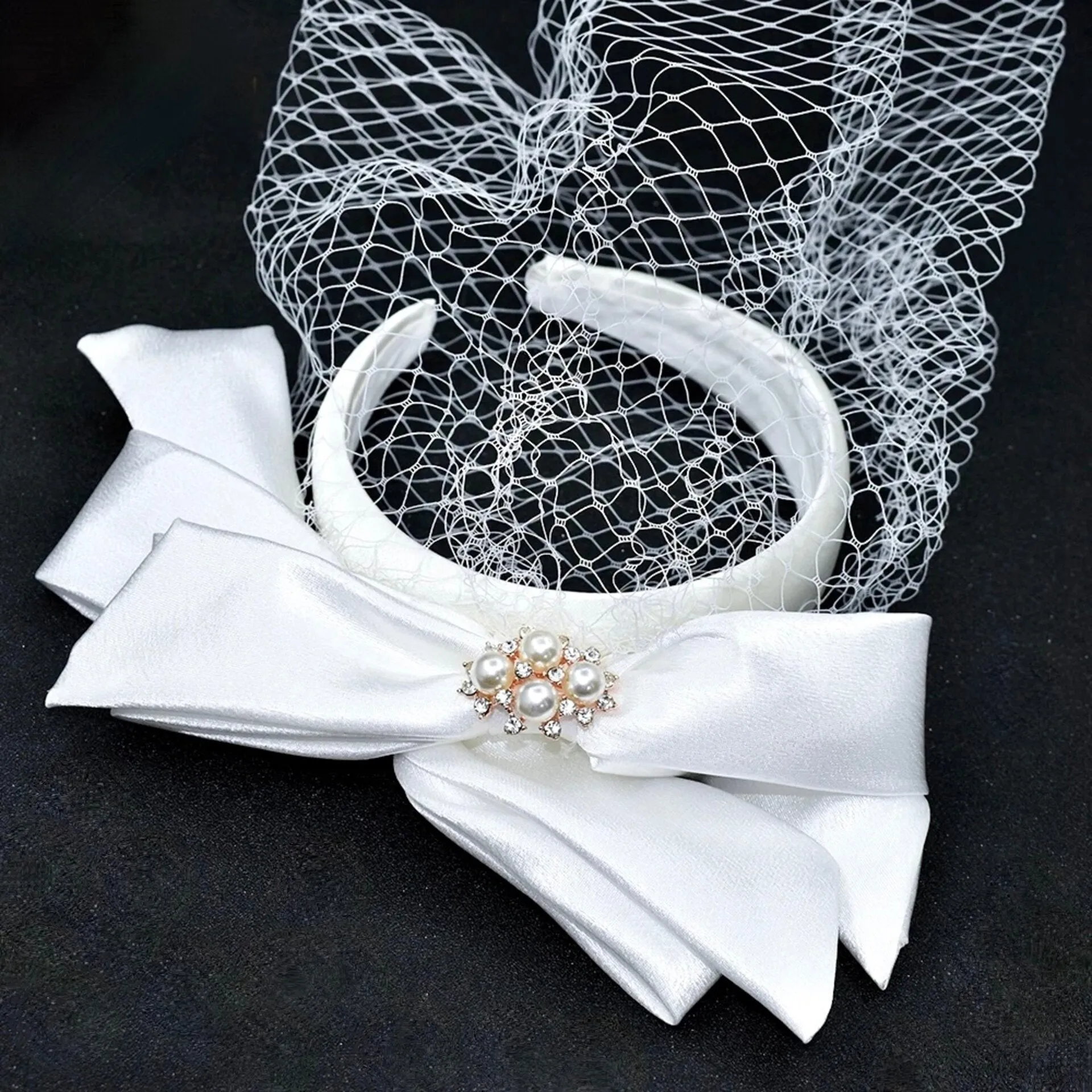 "Starly" - Bridal Birdcage Veil with Satin Headband and Bow