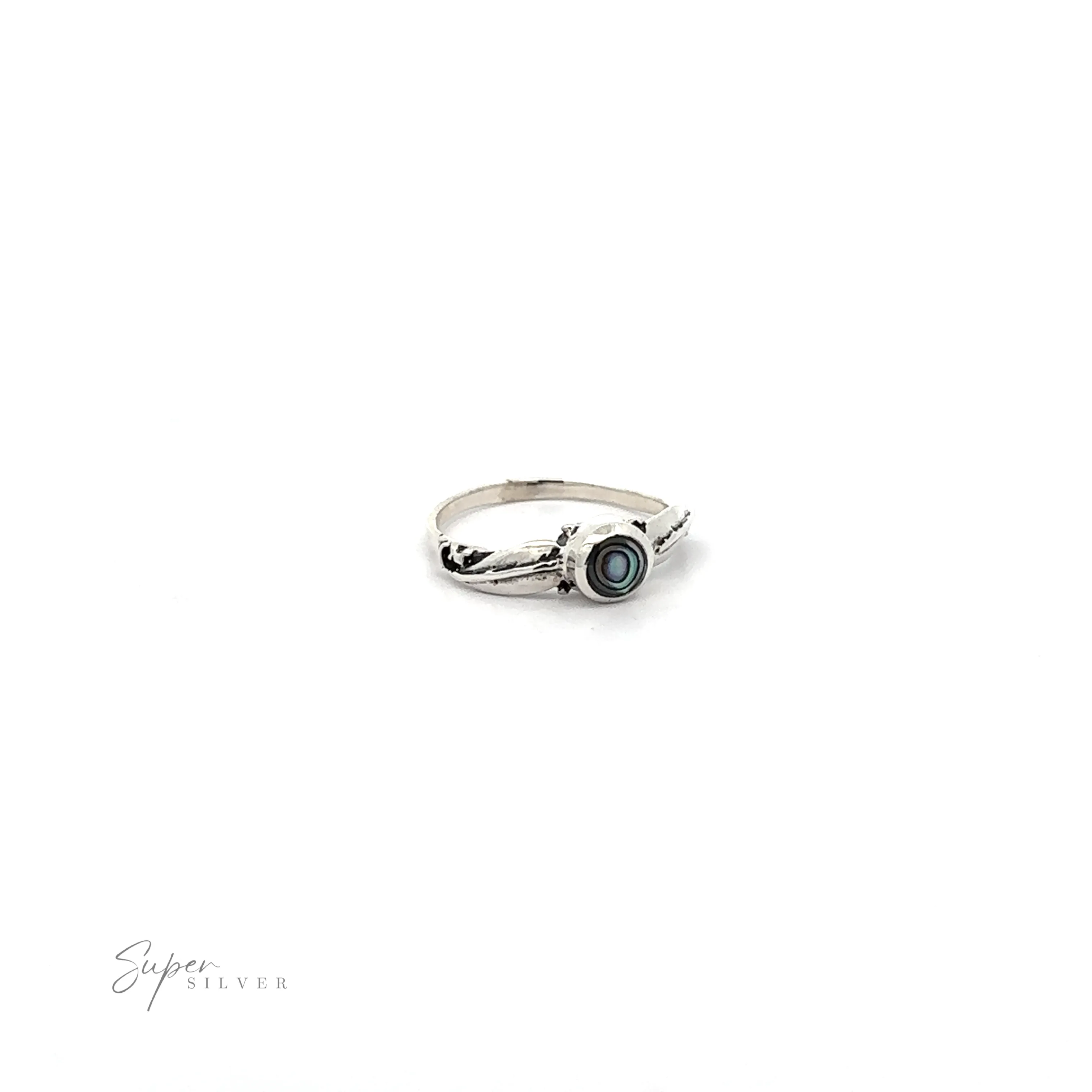 Round Stone Ring With Leaves