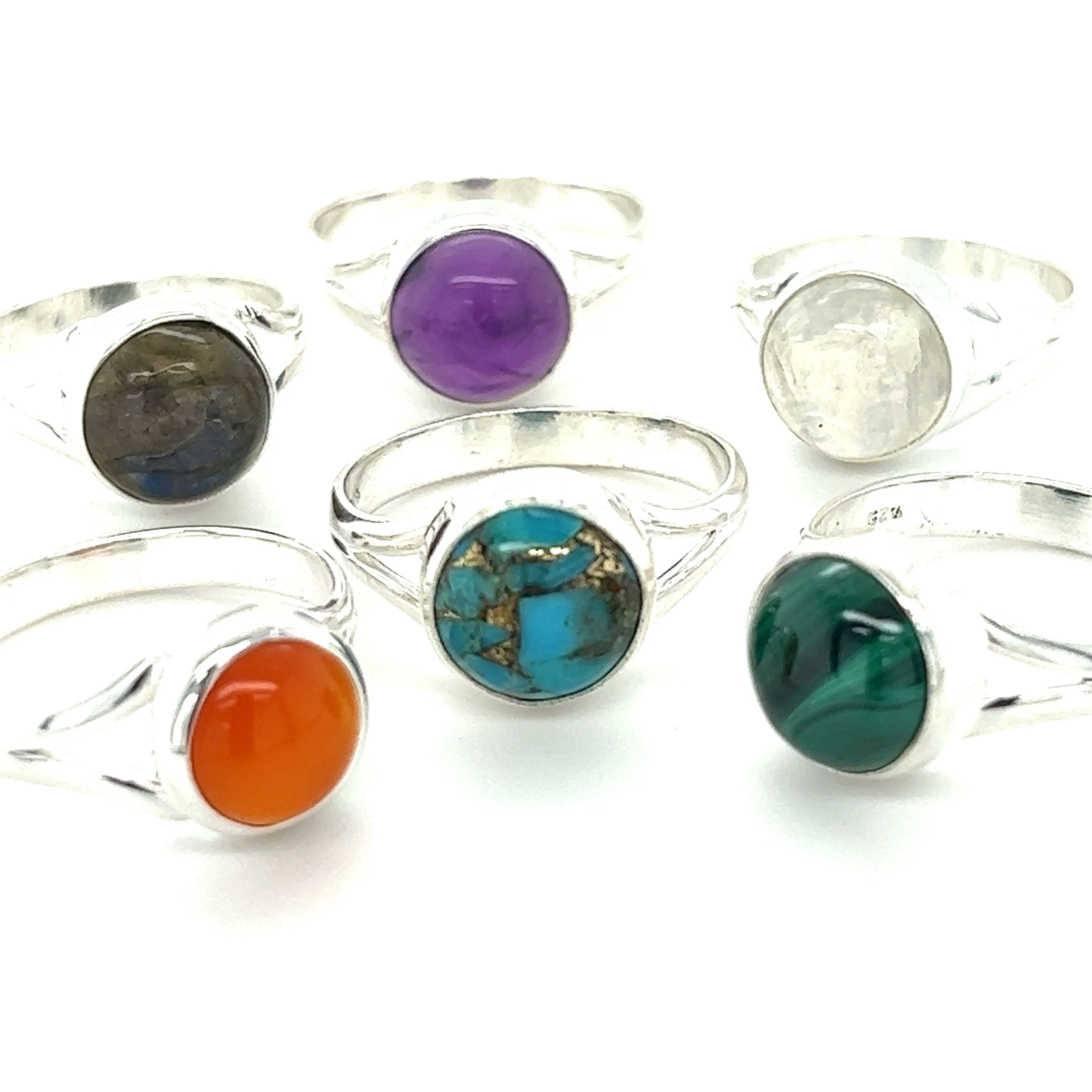 Simple Vibrant Circular Stone Ring