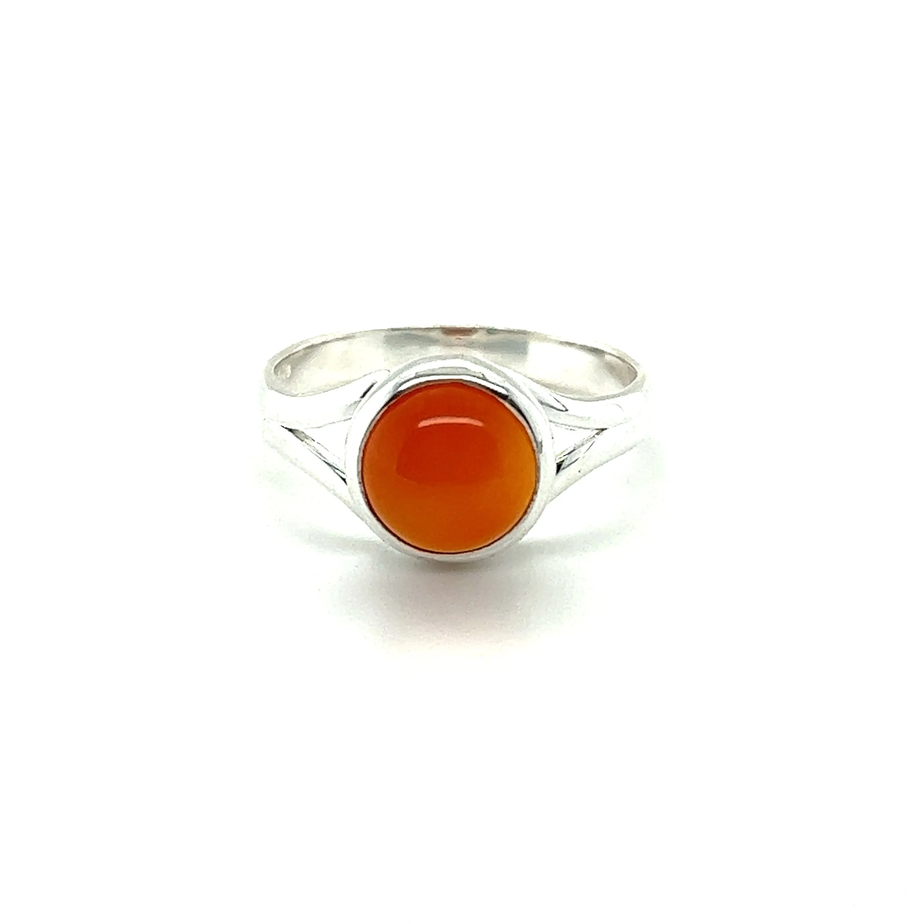 Simple Vibrant Circular Stone Ring