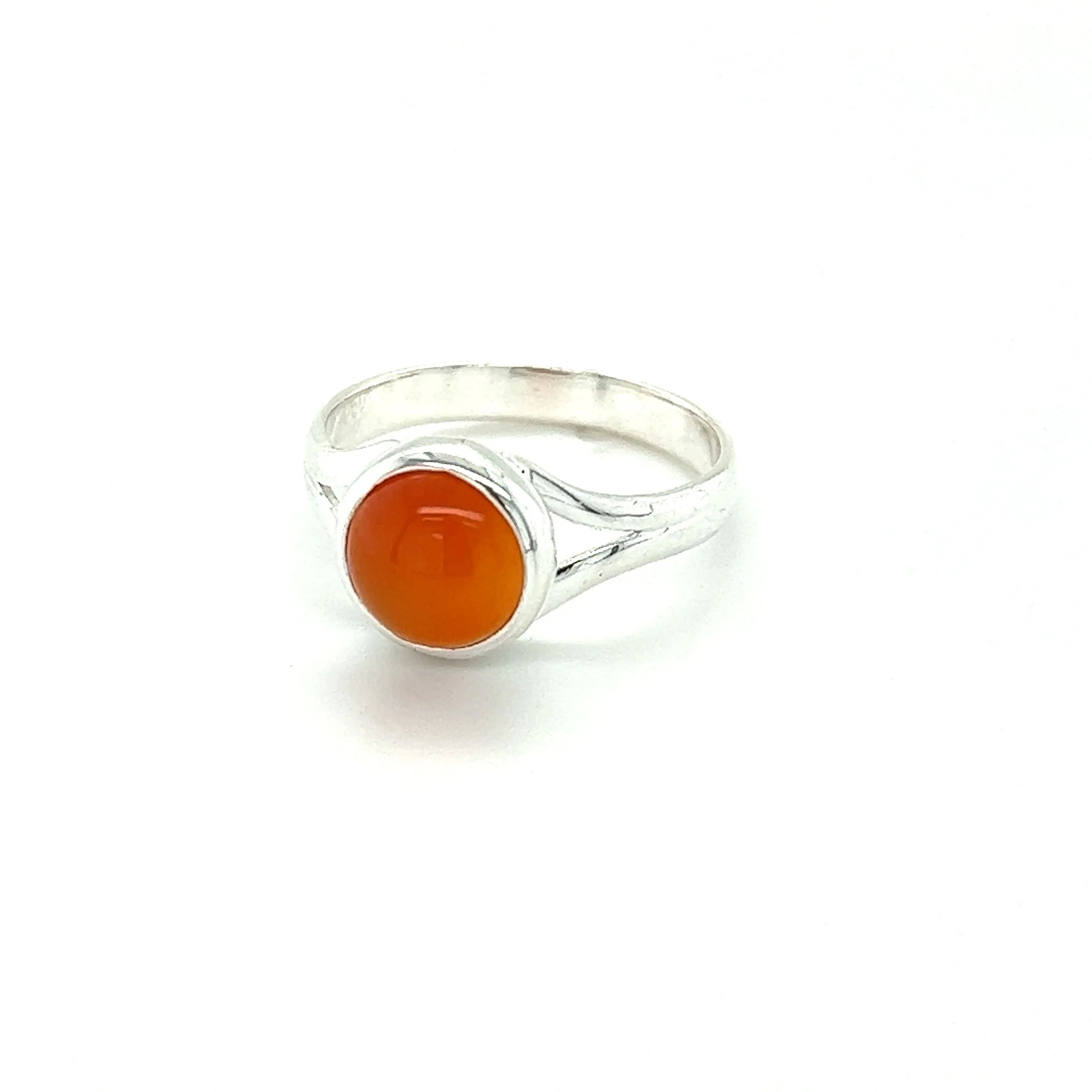 Simple Vibrant Circular Stone Ring
