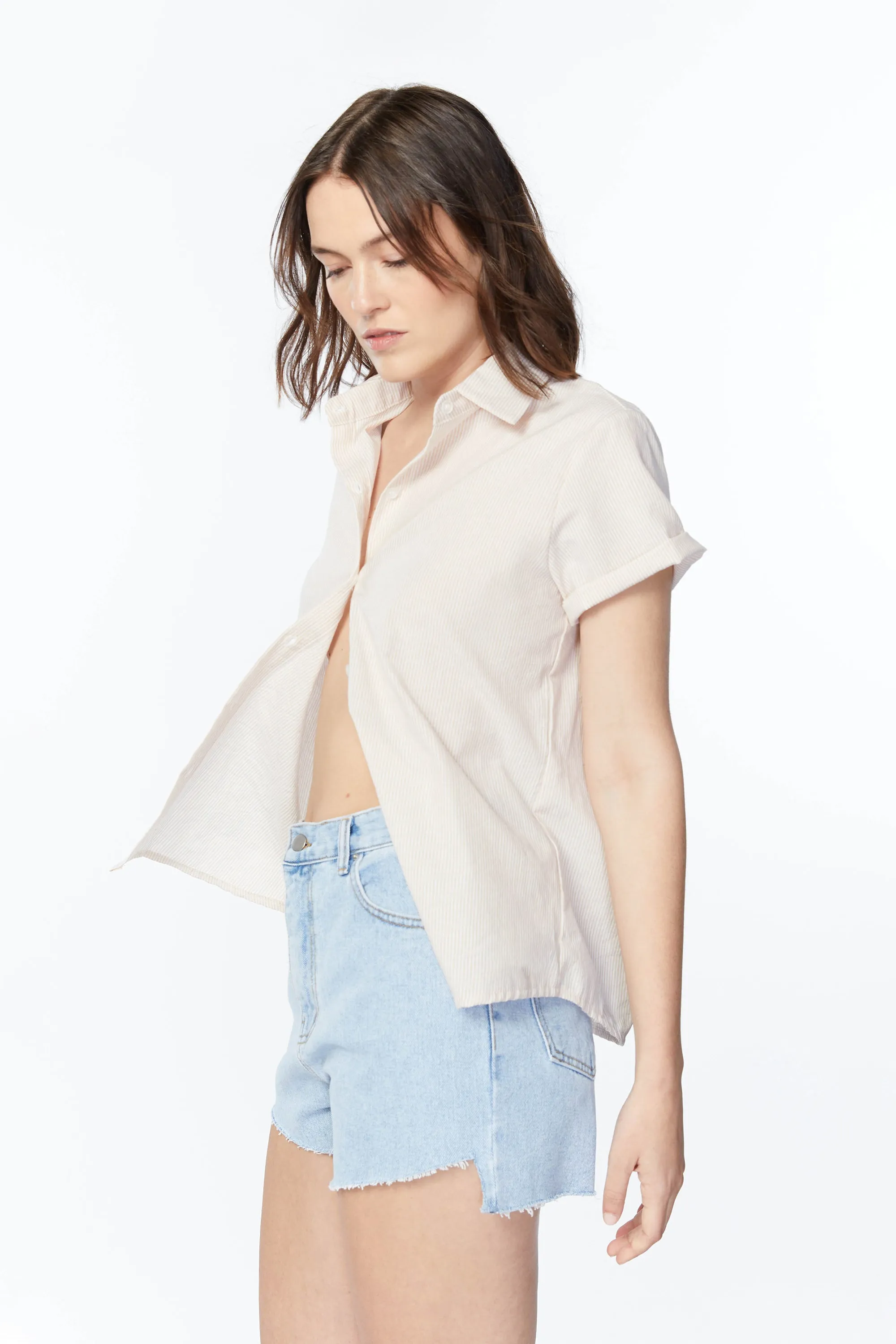 STRIPED SHORT SLEEVE SHIRT