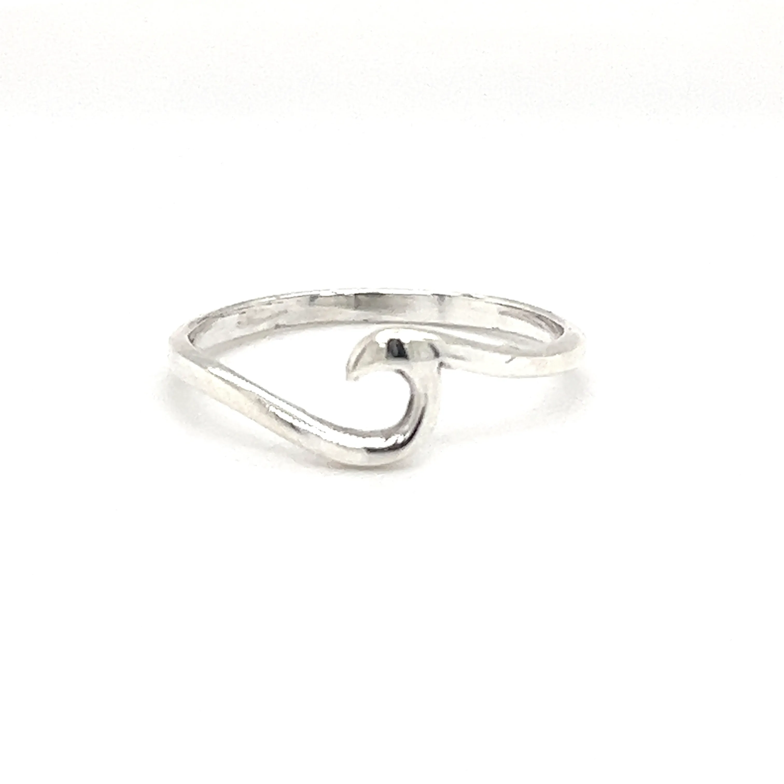 Thin Wire Wave Ring