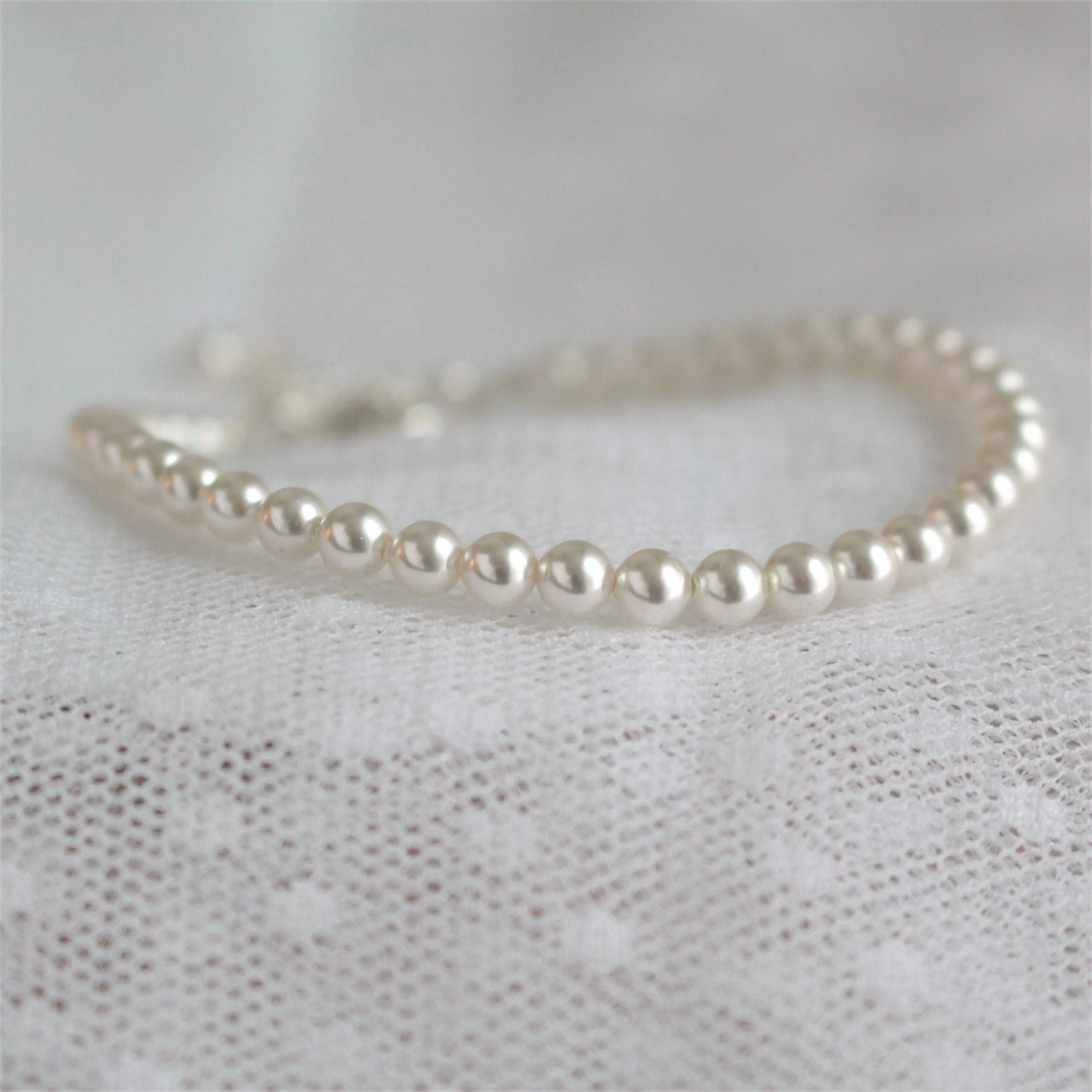 White Pearl & Sterling Silver Minimalist Bracelet - 4mm